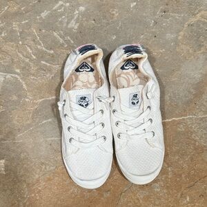 Roxy White Sneakers with Colorful Stitching